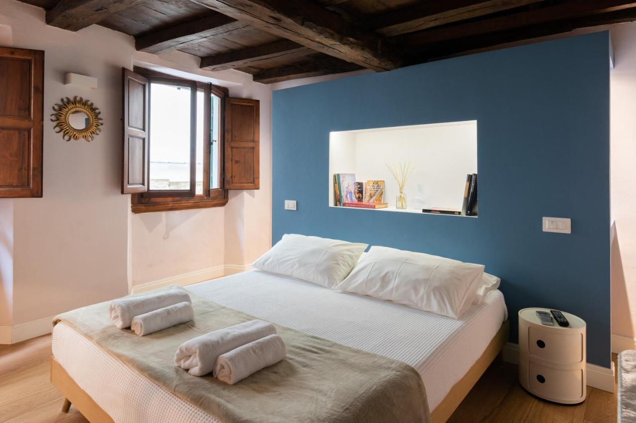 Velluti In Apartamento Florença